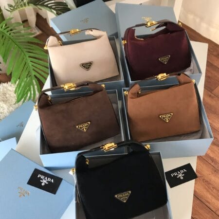 شنط برادا درجة أولى